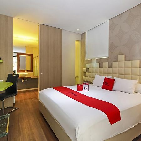 Reddoorz Plus Near Tugu Jogja Yogyakarta Luaran gambar