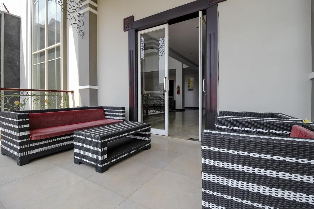 Reddoorz Plus Near Tugu Jogja Yogyakarta Luaran gambar